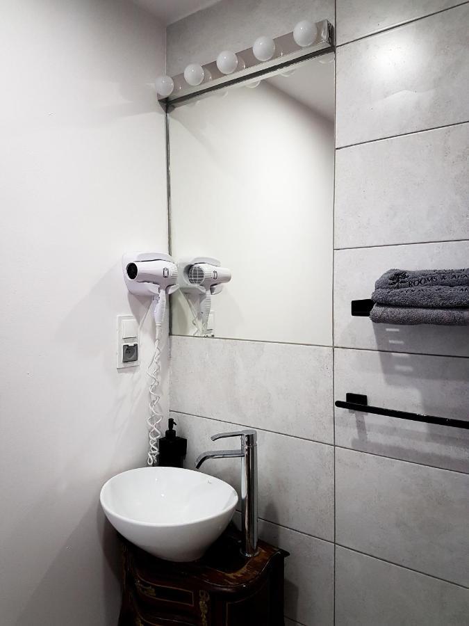 Topolove Rooms & Apartments คราคูฟ ภายนอก รูปภาพ