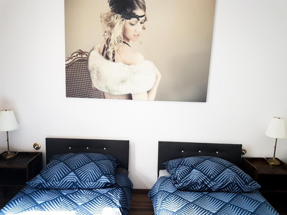 Topolove Rooms & Apartments คราคูฟ ภายนอก รูปภาพ