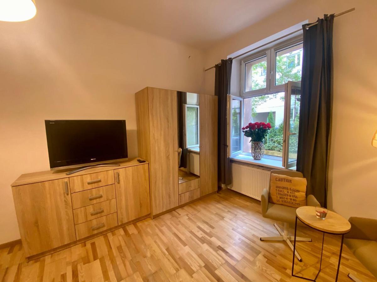 Topolove Rooms & Apartments คราคูฟ ภายนอก รูปภาพ